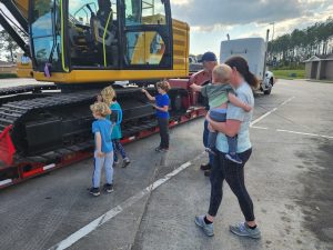 Stopped at a rest stop in Georgia, we had an oversized load pull in near us. The driver was very kind and the kids got an excellent opportunity to learn about hauling overweight and over size loads. 